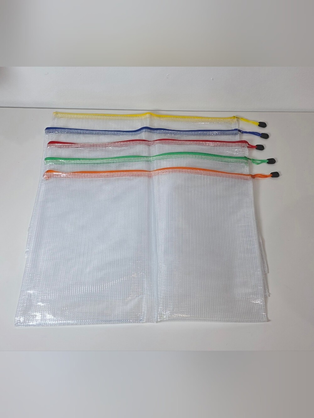 Grid-pattern Plastic Zipper Pouches 5 Jumbo
